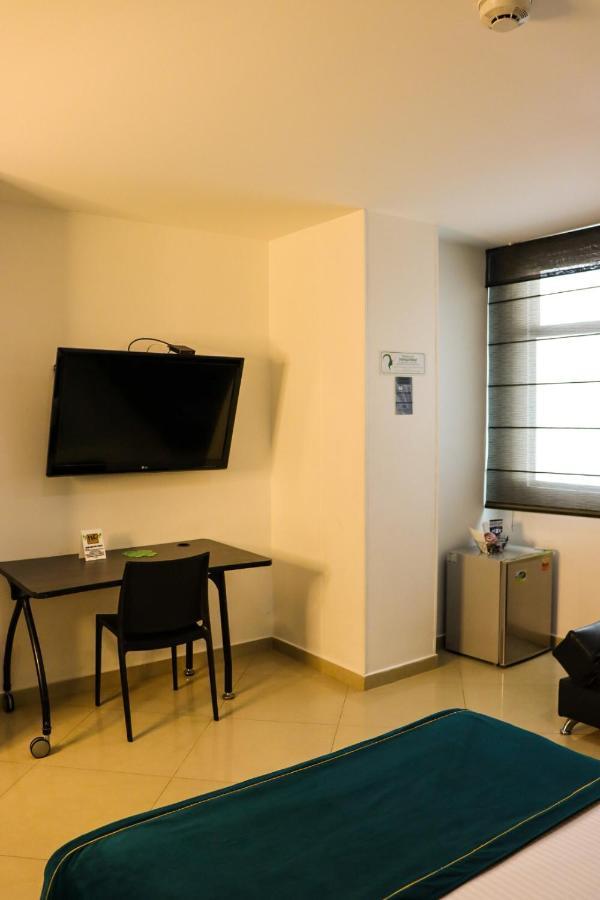 Hotel Medellin Gold Dış mekan fotoğraf